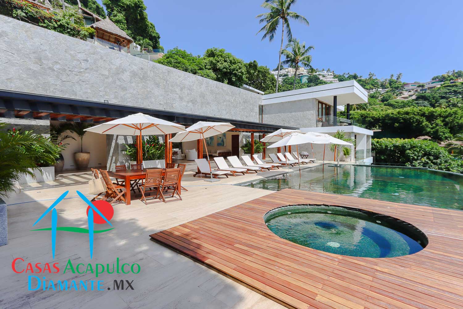 La Roqueta - Alberca y asoleadero 4